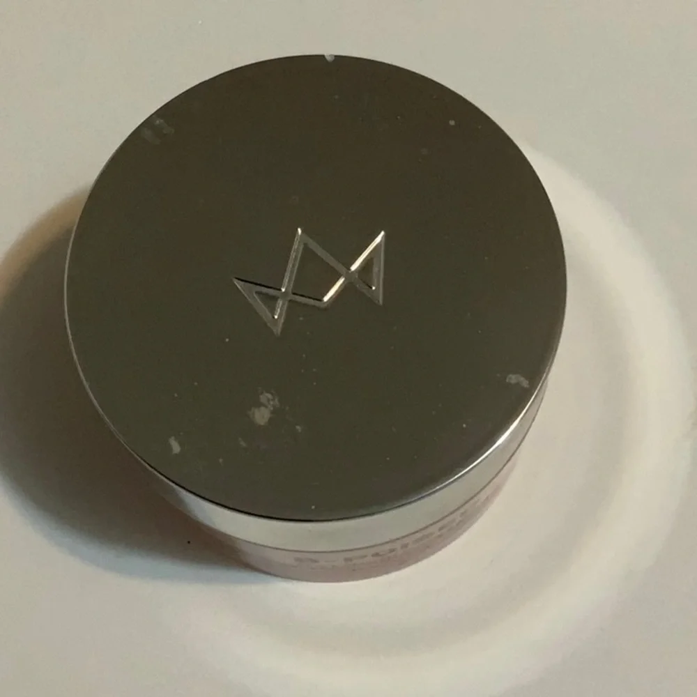 Maelys B-Poised Neck & Decollete Firming Cream 1.7 oz / 50mL New Without Box - Picture 2 of 4